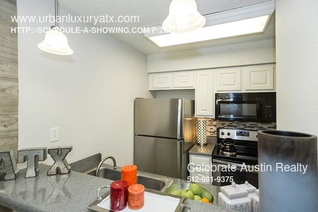 Foto del edificio - 2101 W Anderson Ln