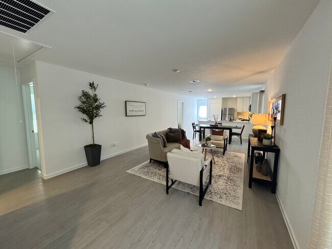 Foto del edificio - 3411 Rock Ml Dm