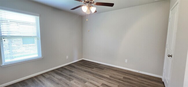 Foto del edificio - 29711 Breakwater Dr