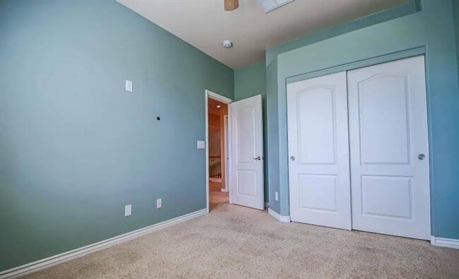 Foto del edificio - Welcome to this stunning 3-bedroom, 2.5-bathroom home located in the desirable city of Las Vegas!