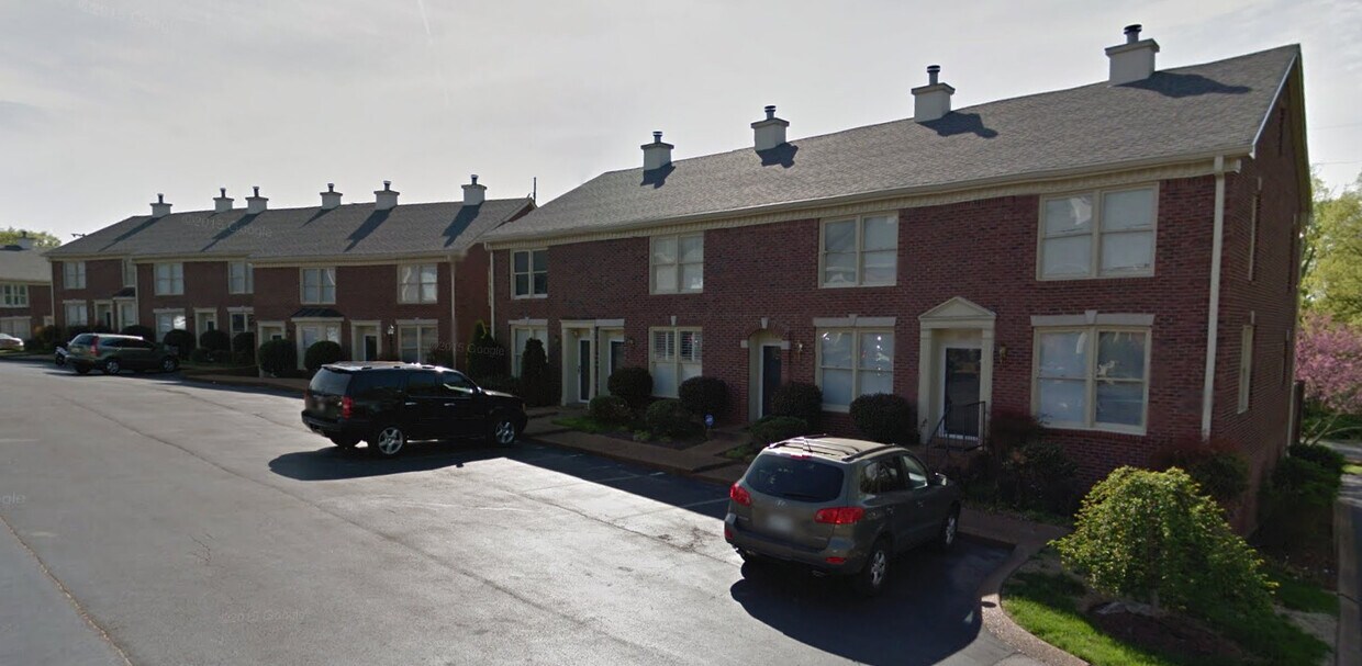 3305 Golf Club Ln, Nashville, TN 37215 Townhome Rentals in Nashville