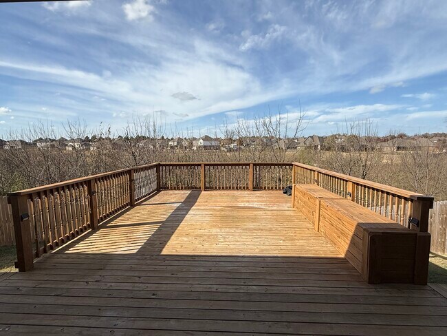 Foto del edificio - 532 Woodcreek Lp