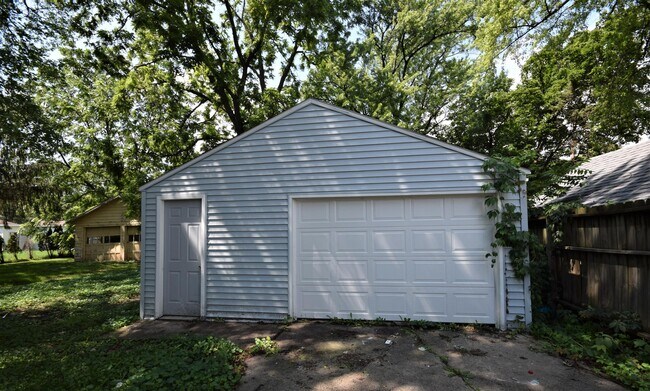 Building Photo - 1217 Evans St