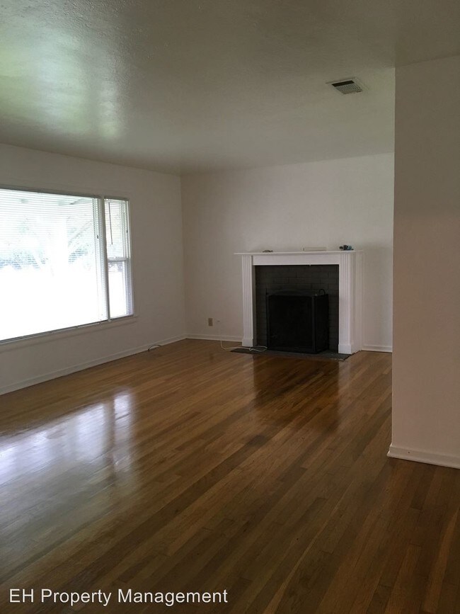 3 br, 1 bath House - 5601 El Granero Way - House for Rent in Sacramento