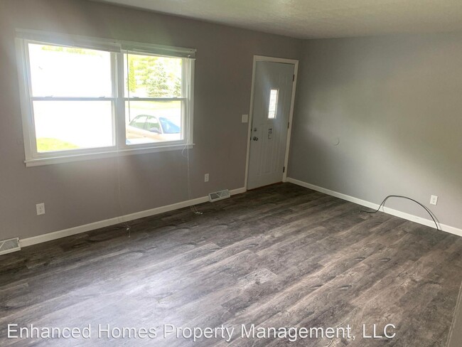 Building Photo - 2522 Magnolia Dr