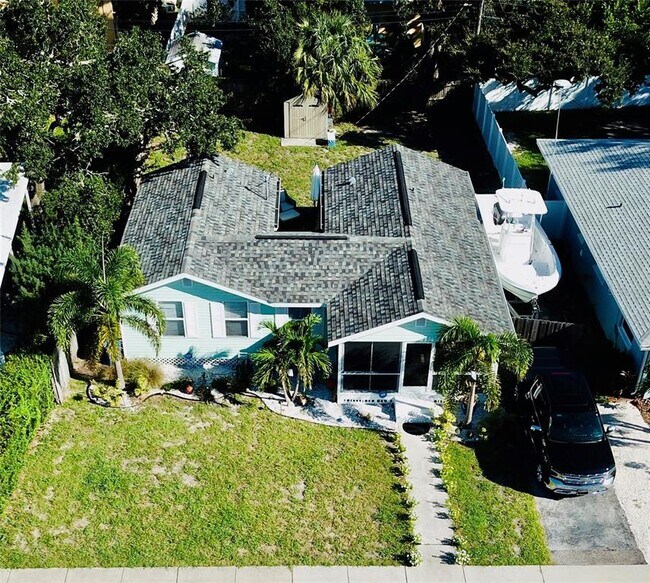 Foto del edificio - 428 Orangewood Dr