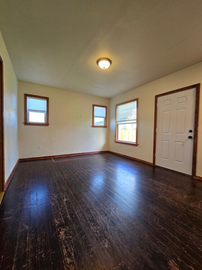 Foto del edificio - Aberdeen, WA., 3 bedroom, 1 bath home for RENT
