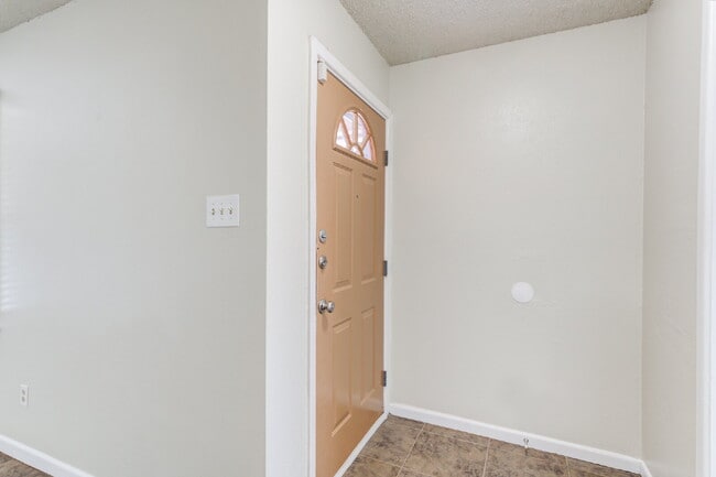 Foto del edificio - Spacious 3/2 in Central Lubbock!