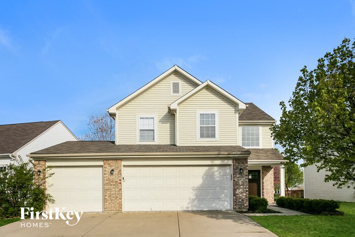 Foto principal - 7060 Harness Lakes Dr