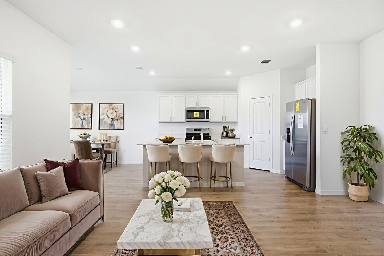 Primary Photo - 1904 Marlin Spike Dr