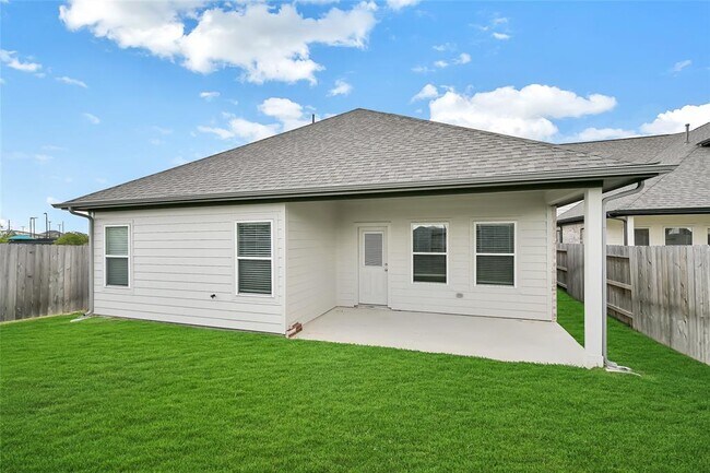Foto del edificio - 21055 Montego Breeze Ln