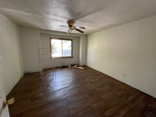 Foto del edificio - 1425W 15th St