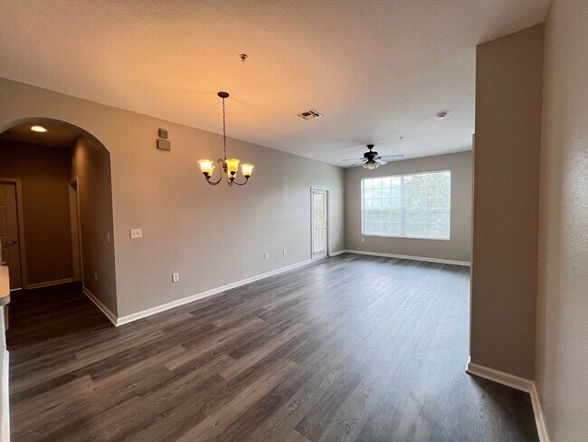 Building Photo - Great Apartment for rent!