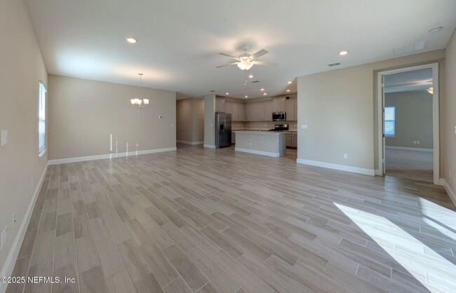 Foto del edificio - 95 Sadler Ct