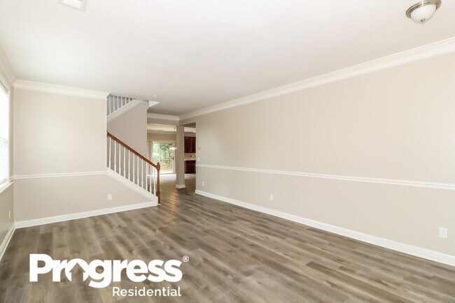Building Photo - 1521 Briarfield Way