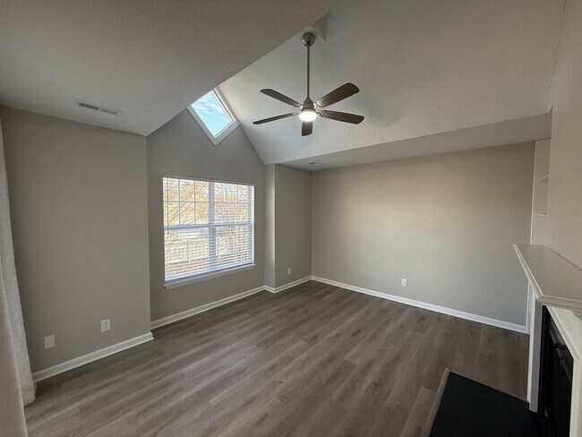 Foto del edificio - Rental Available NOW across from Tanglewoo...