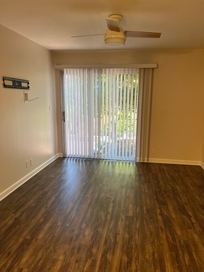 Foto del edificio - 1515 Calle Enrique