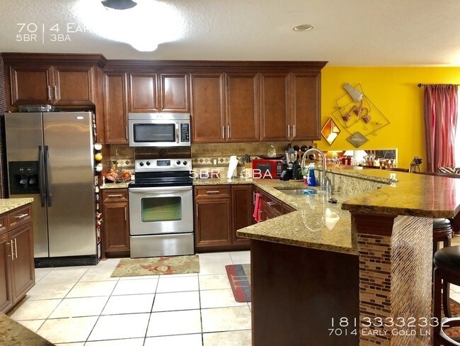 Foto del edificio - 7014 Early Gold Ln