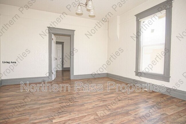 Foto del edificio - 2111 Portland Ave