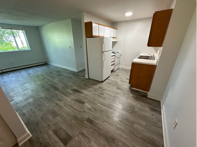 Foto principal - 1516 1st St E