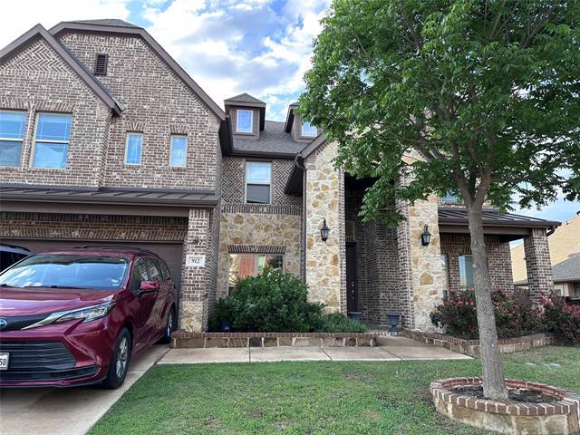 Primary Photo - 912 Foxtail Dr