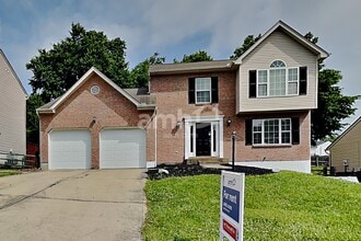 Building Photo - 2135 Canyon Ct