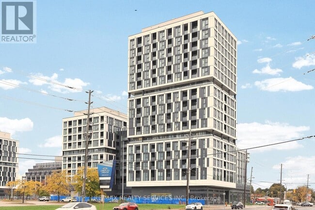 Building Photo - 1007 The Queensway