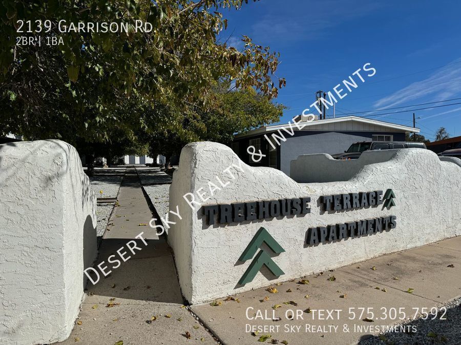 Primary Photo - Centrally located 2 bedroom 1 bath apartment