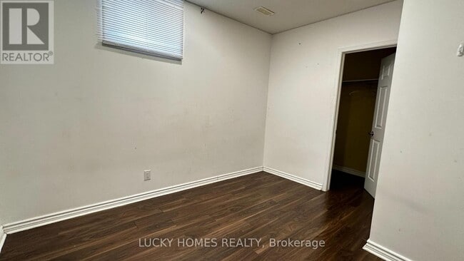 Building Photo - 338 Van Kirk Dr