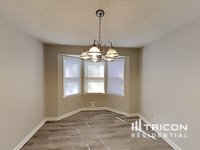 Building Photo - 143 Aspen Ct
