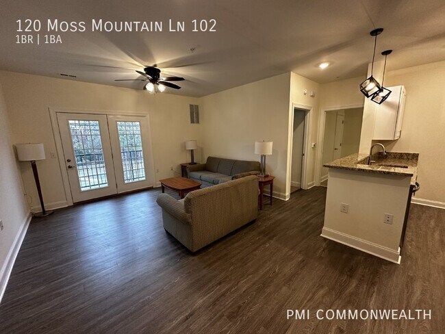Foto del edificio - 120 Moss Mountain Ln