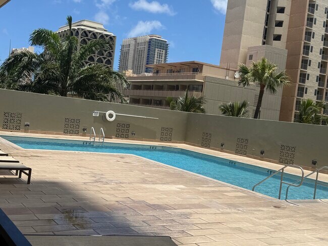 Foto del edificio - 2240 Kuhio Ave