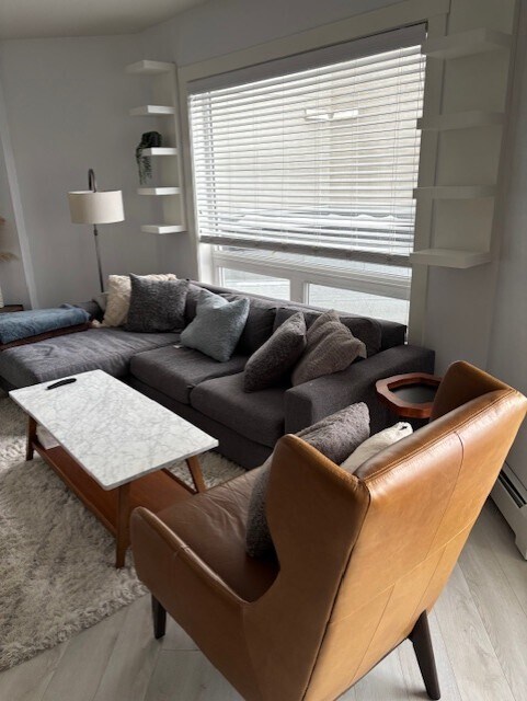 Photo du bâtiment - 10226-10104 104 Street NW