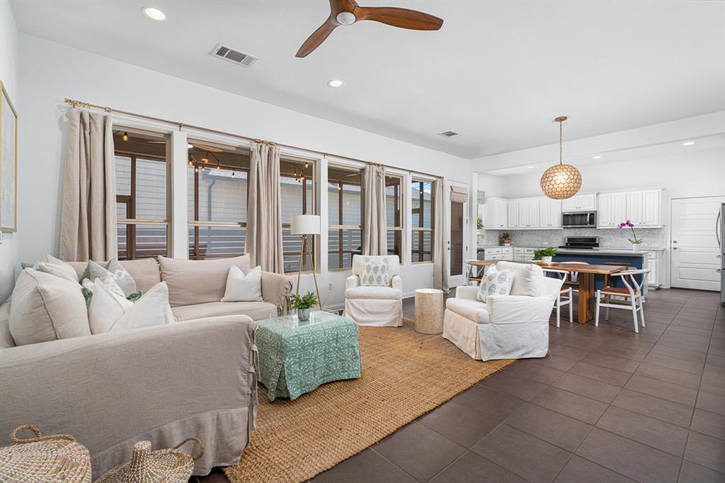 Foto principal - 1518 Frontier Valley Dr
