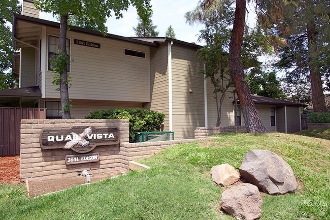 Building Photo - Quail Vista Apartments