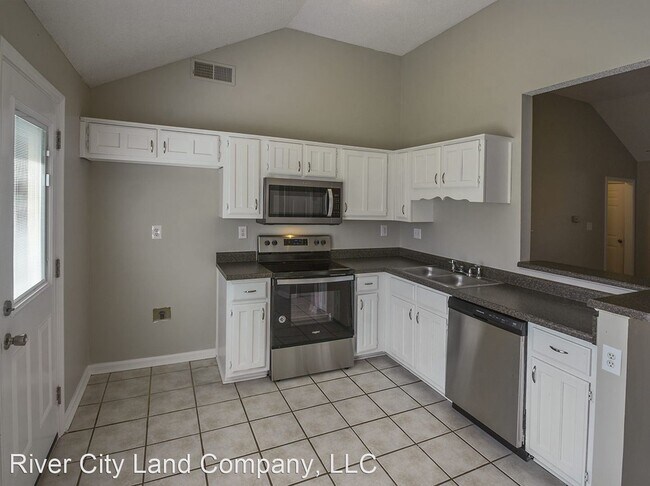 Foto del edificio - 3 br, 2 bath House - 6997 Presmond Road