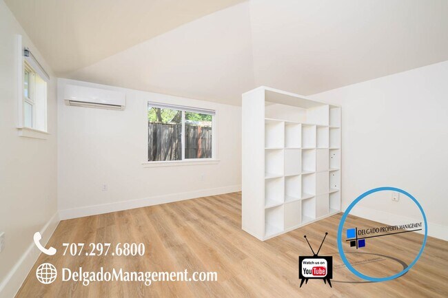 Foto del edificio - Benicia Studio available now!