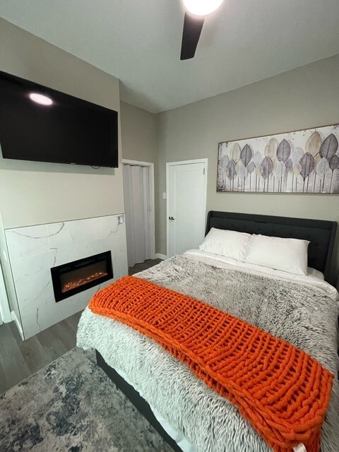 Bedroom with LED fireplace - 2000 Walker Ave