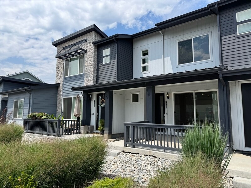 Foto principal - 7348 W Asbury Dr