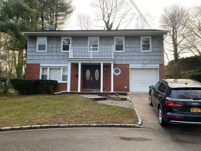 Foto del edificio - 10 Pickwood Ln