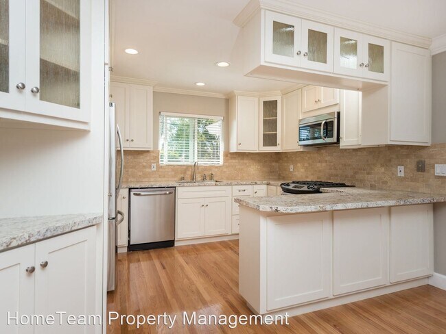 Building Photo - 3 br, 2 bath House - 3761 Royal Pl