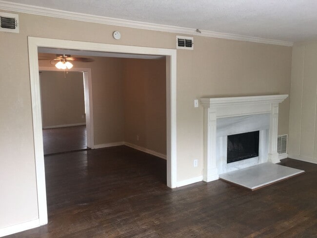 Building Photo - Beautiful Two Story in Prime Location!