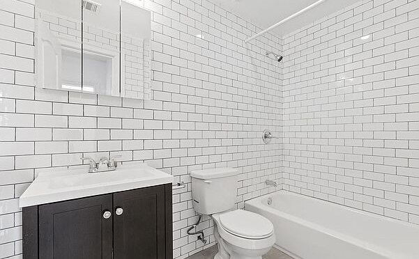 Foto del edificio - 282 Schaefer St