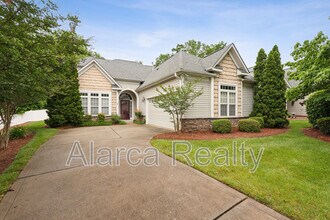 Building Photo - 131 Ivy Creek Ln