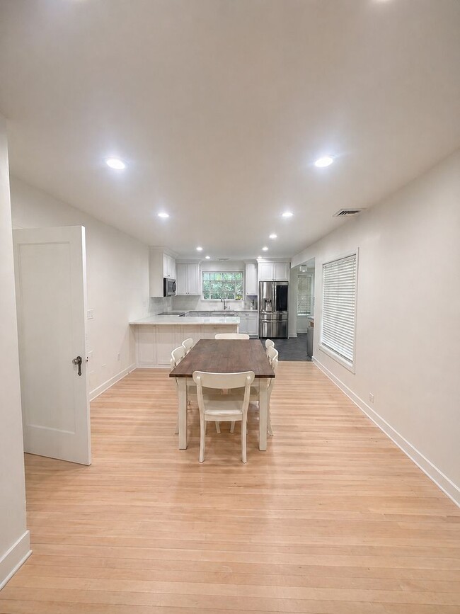 Photo - Adorable Home in Land Park Area of Sacramento