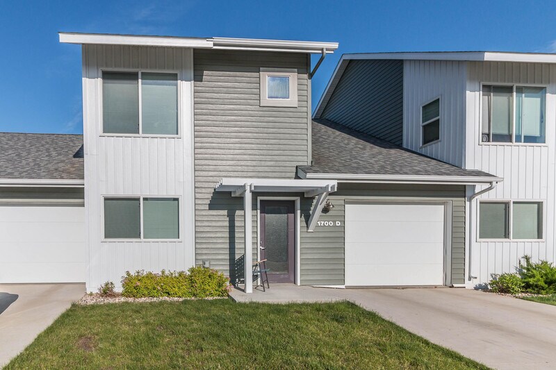 Minot Artspace Community Office 3 Main St S Minot, ND Apartments