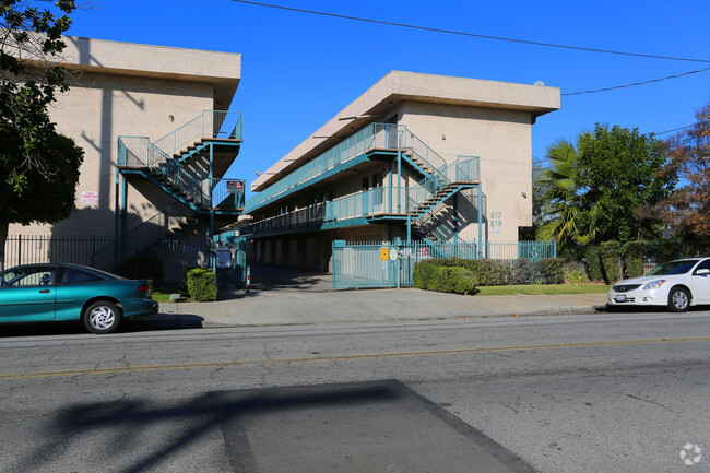 Foto del edificio - Orchard Plaza Apartments