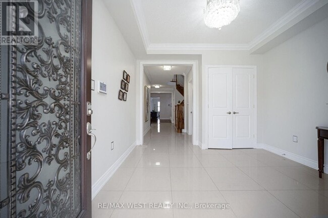 Building Photo - 43 Swanton Rd