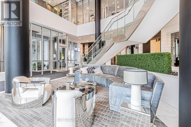 Photo du bâtiment - 9471 Yonge St