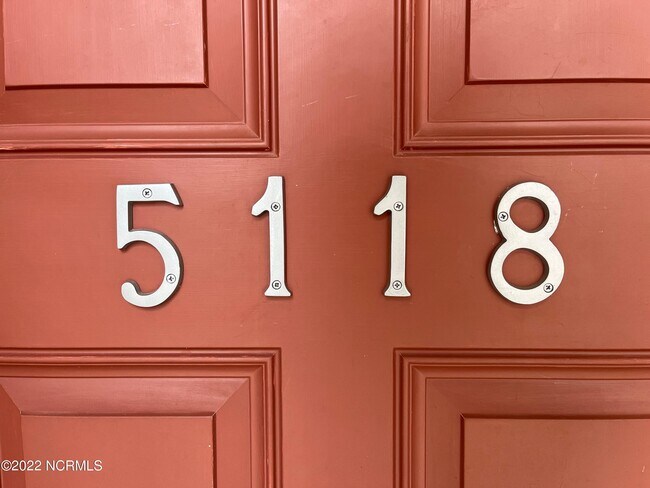 Foto del edificio - 5118 Elton Dr SE